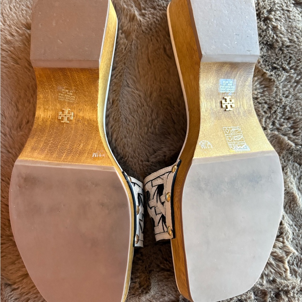 Tory Burch Cream Woven Slide Sandals - Picture 4 of 5